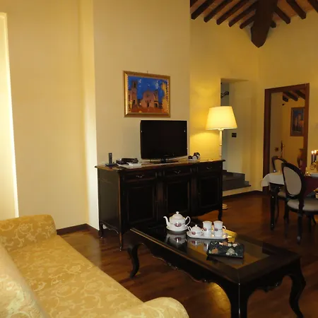 Castello Izzalini Todi