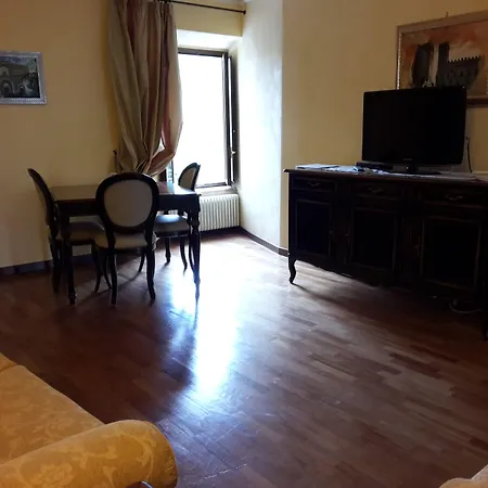 Castello Izzalini Todi