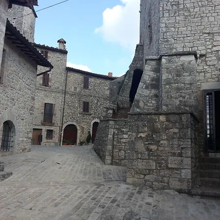 Castello Izzalini Casa rural