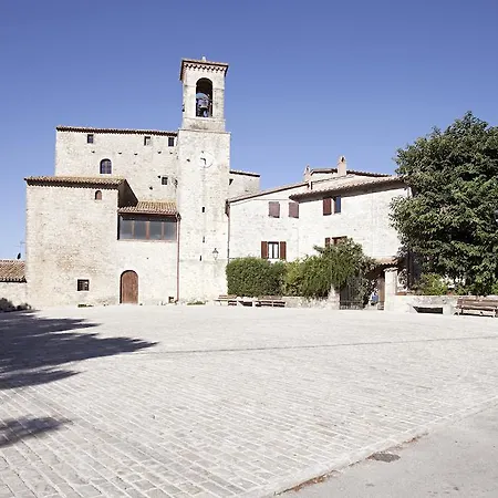 卡斯特罗伊扎里尼托迪度假村酒店