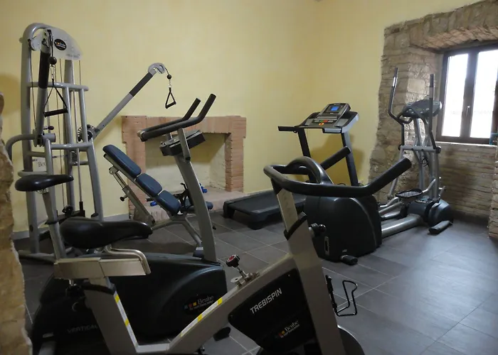 Castello Izzalini Todi